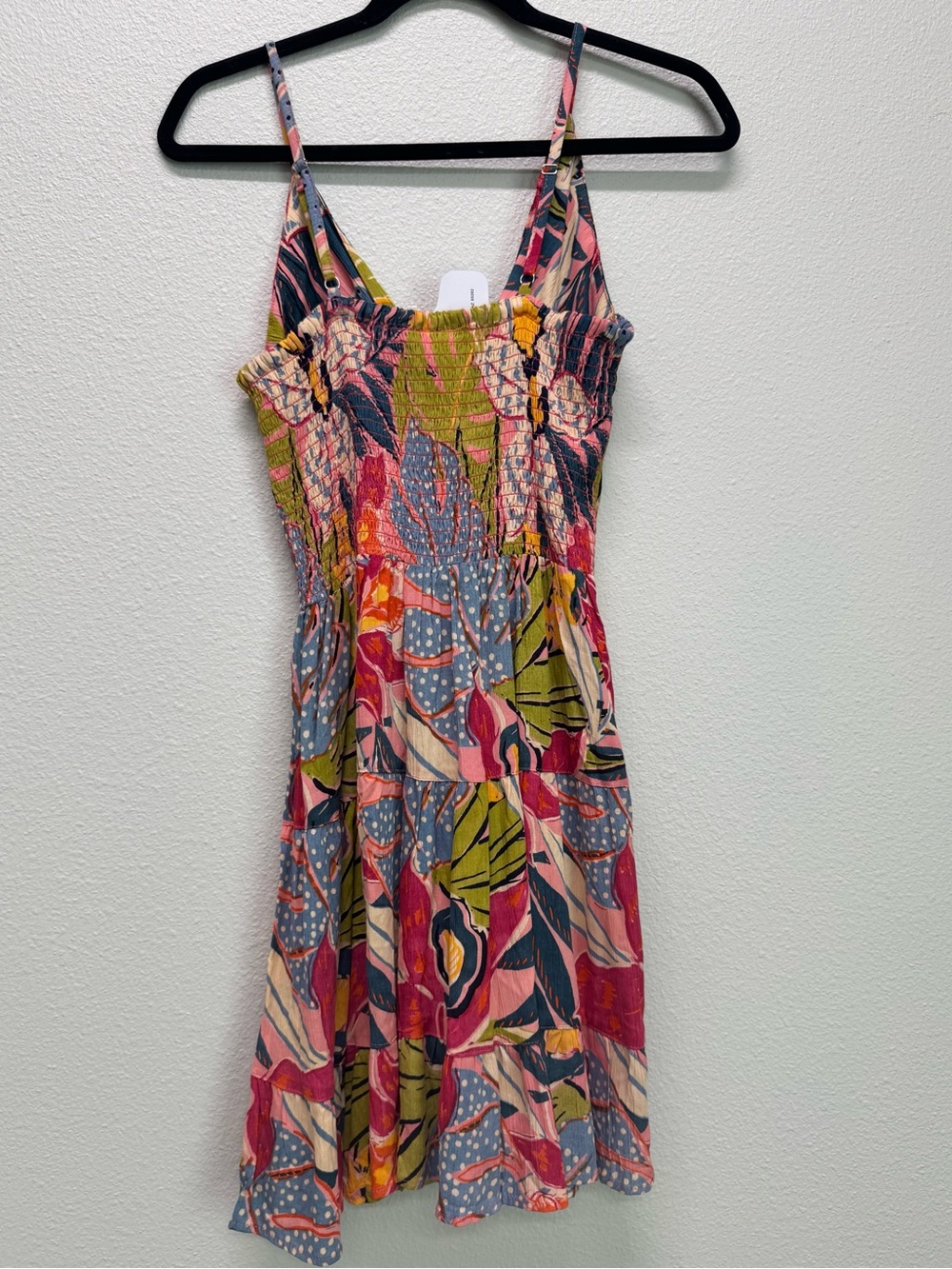 NWT Angie Multicolor Floral V-Neck Sundress, Various Sizes - Picture 3 of 6